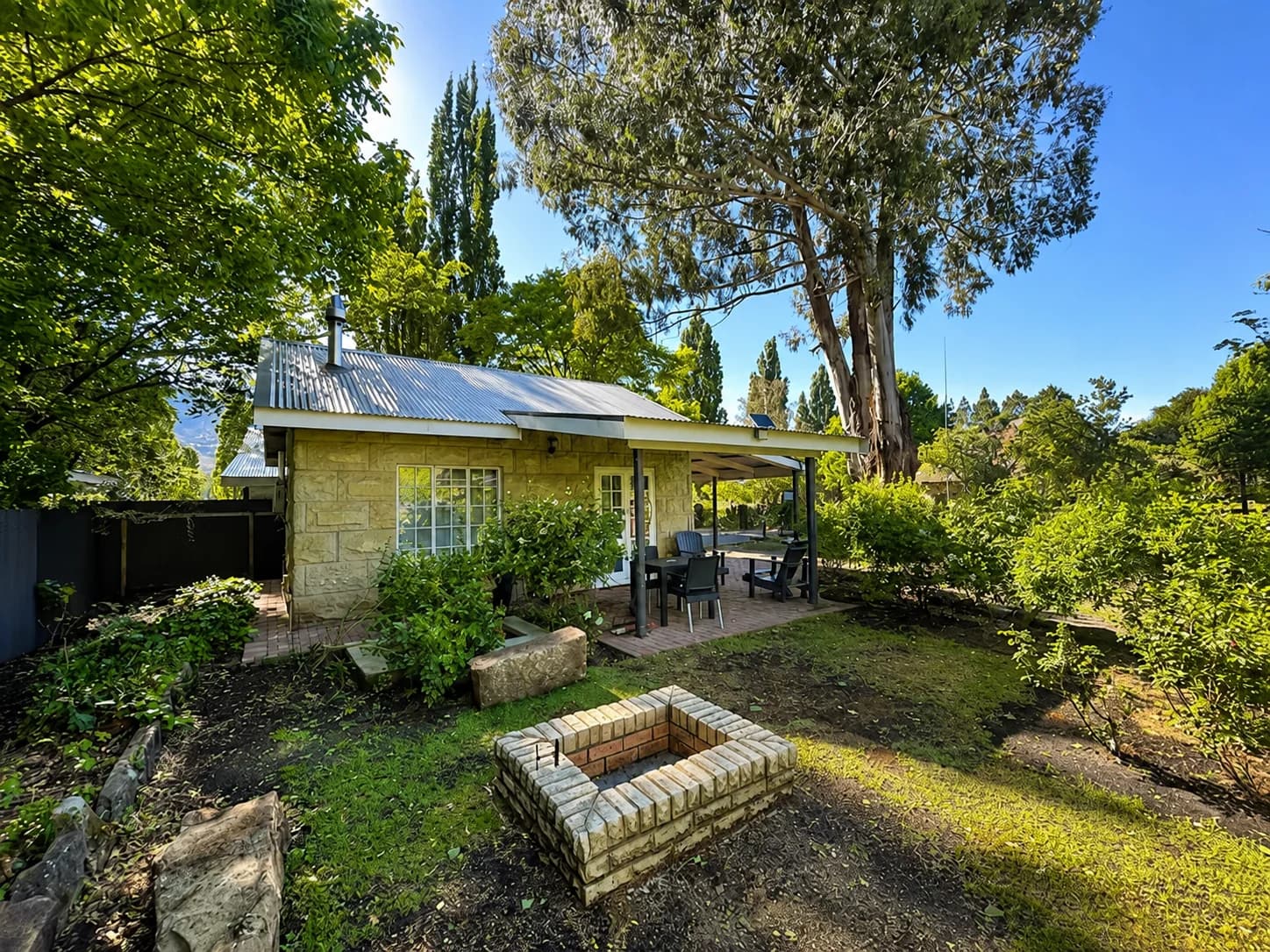 Periwinkle Grove Cottages