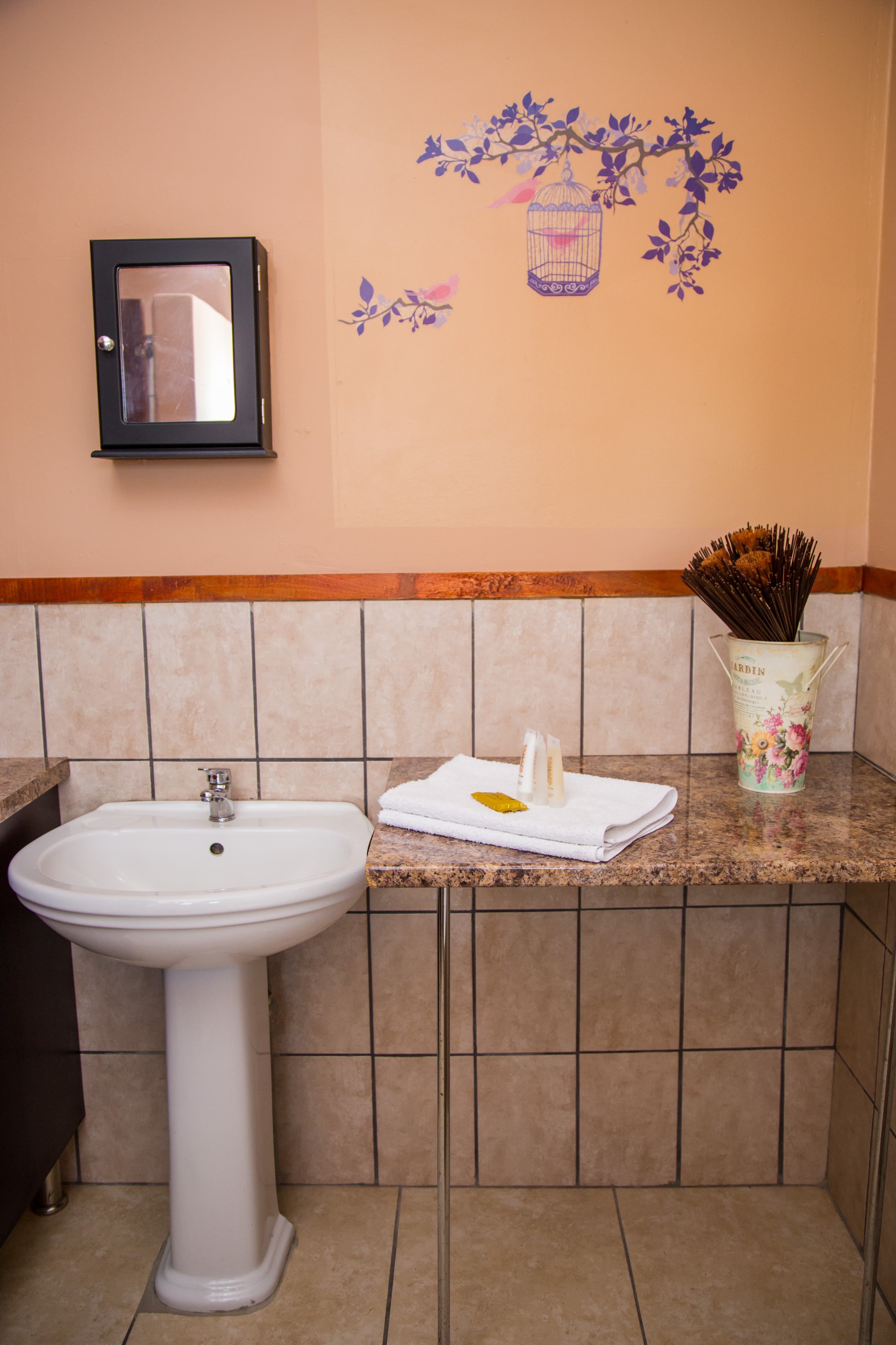Ekhaya Nelspruit Guesthouse, Mbombela, ZA — gallery photo 6