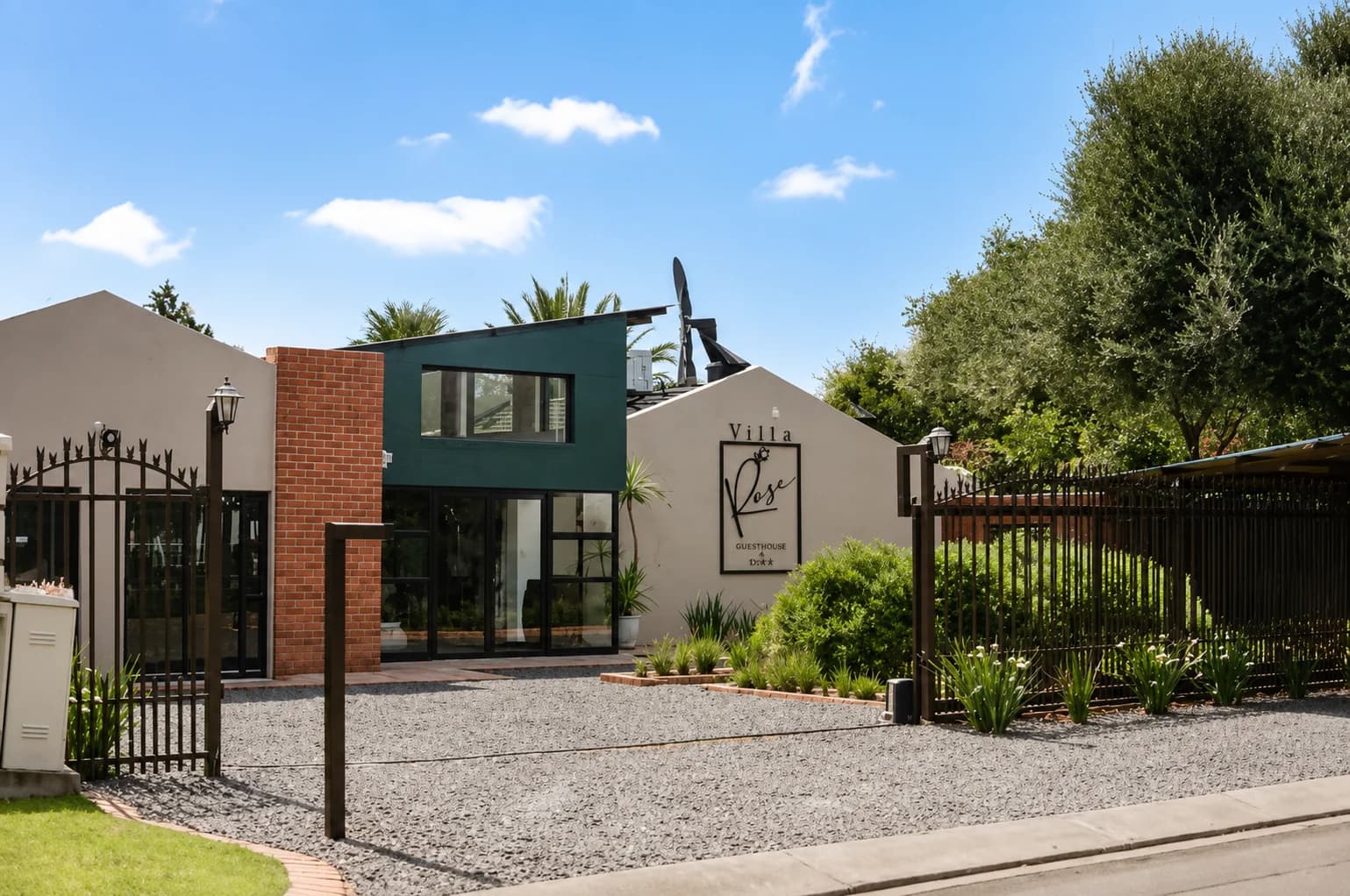 Villa Rose Guesthouse & Venue